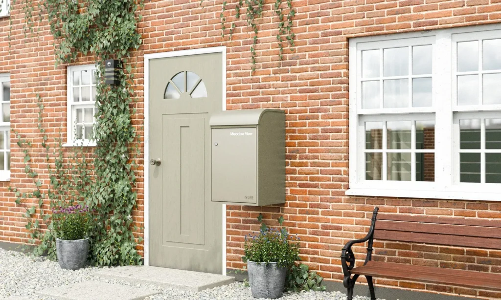 Fulham Parcel Box