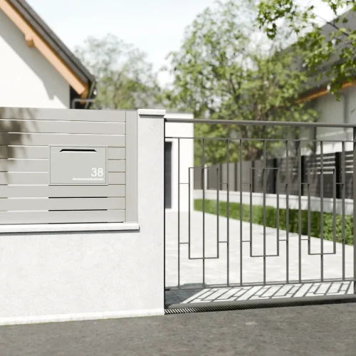 Chelsea Fence Lifestyle Pebble B