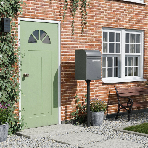 Fulham Medium Post Mounted Parcel Box - Anthracite Lifestyle 2