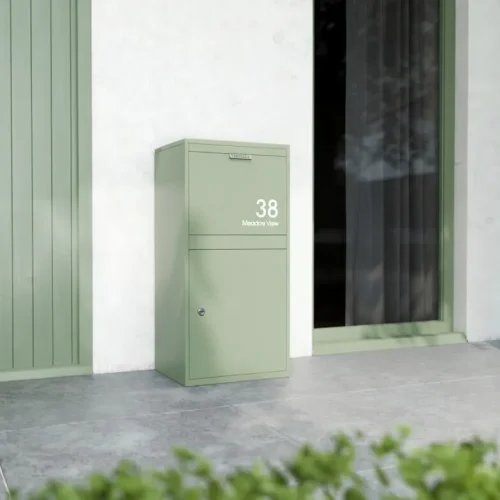 Manhattan Large Lifestyle Modern House Pale Green View B