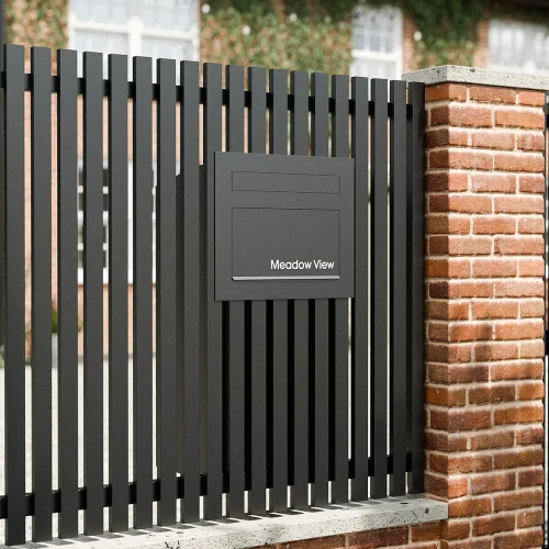 Miami Fence Farmhouse Lifestyle Black View A