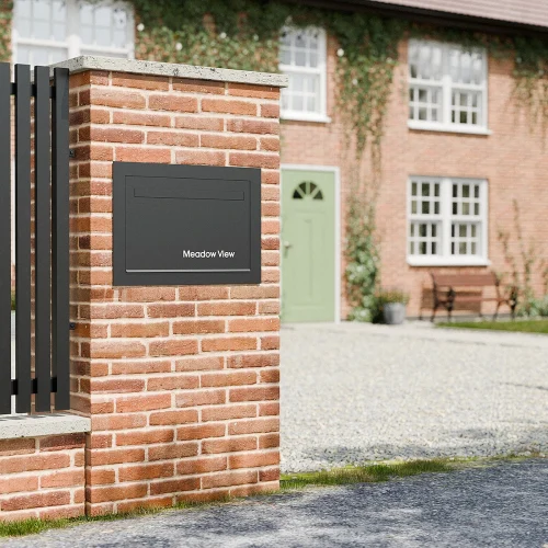 Windsor Large Farmhouse Lifestyle Black B